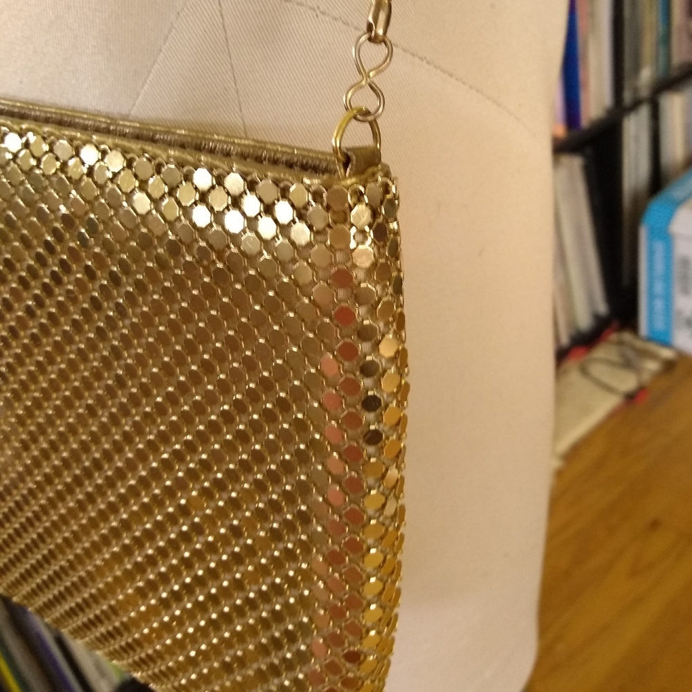 Gold Mesh Handbag - Picture 7 of 8